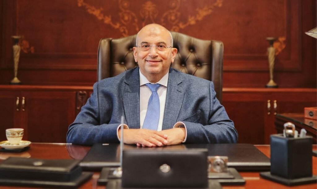 النائب أشرف عبد الغني،