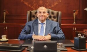النائب أشرف عبد الغني،